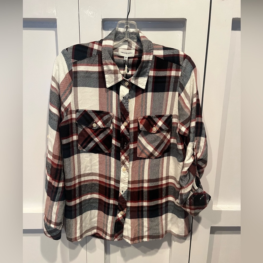 NWT Thread and Supply women’s plaid button down